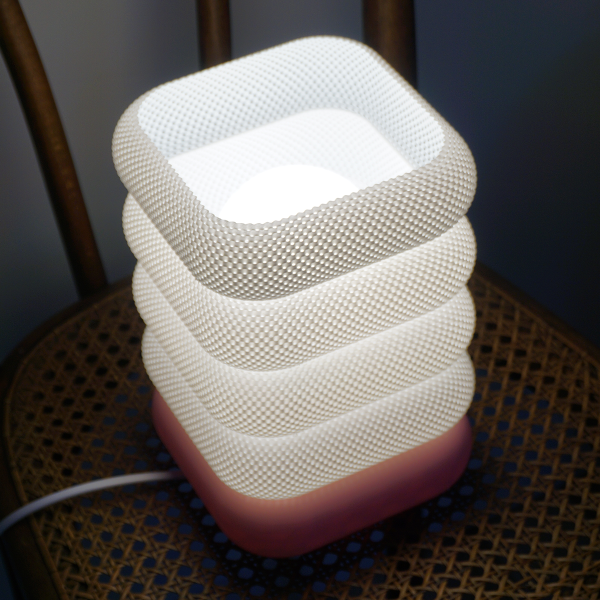 Otto Lamp | Pink