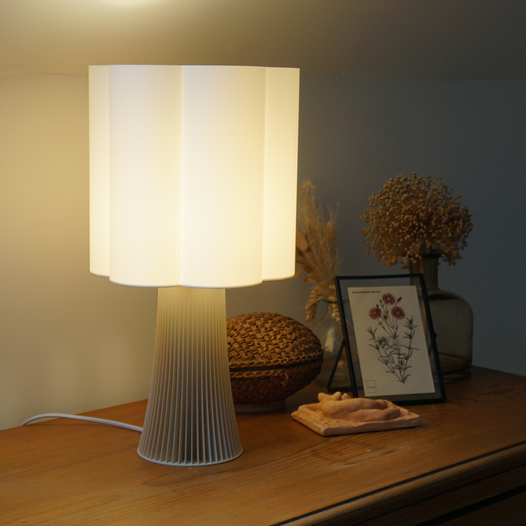Irma Lamp | Beige & White
