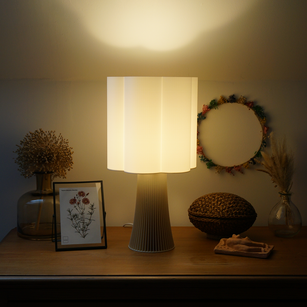Irma Lamp | Beige & White